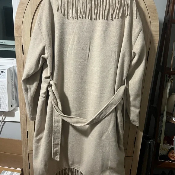 Boohoo Cream Fringed trench button closure Coat - Picture 4 of 4